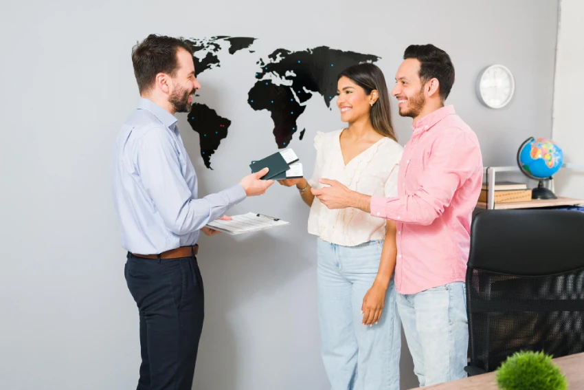 Visitor, tourist and business visa application assistance